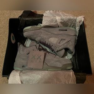 KAWS × Air Jordan 4 Retro 'Cool Grey'